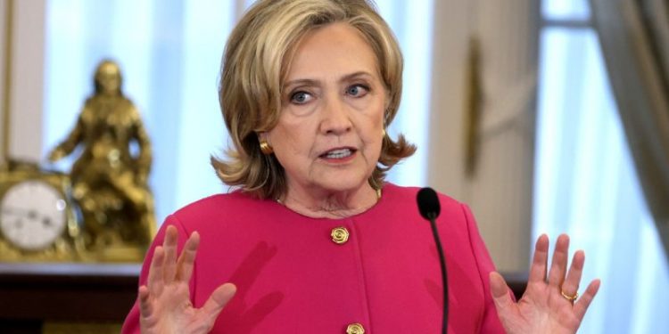 Hillary Clinton fires up voters against Trump’s White House ballroom construction: ‘Not his house”