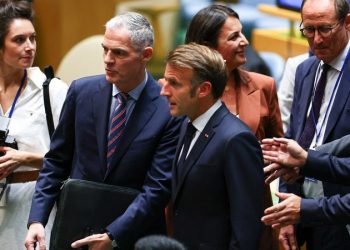 France condemns Iran protest crackdown, weighs satellite internet aid amid blackout